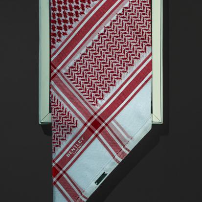 شماغ بنتلي أحمر كلاسيك B15