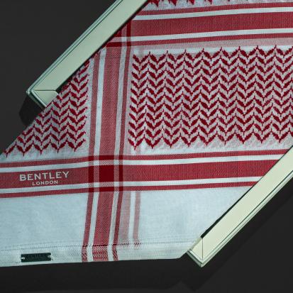 شماغ بنتلي أحمر كلاسيك B15