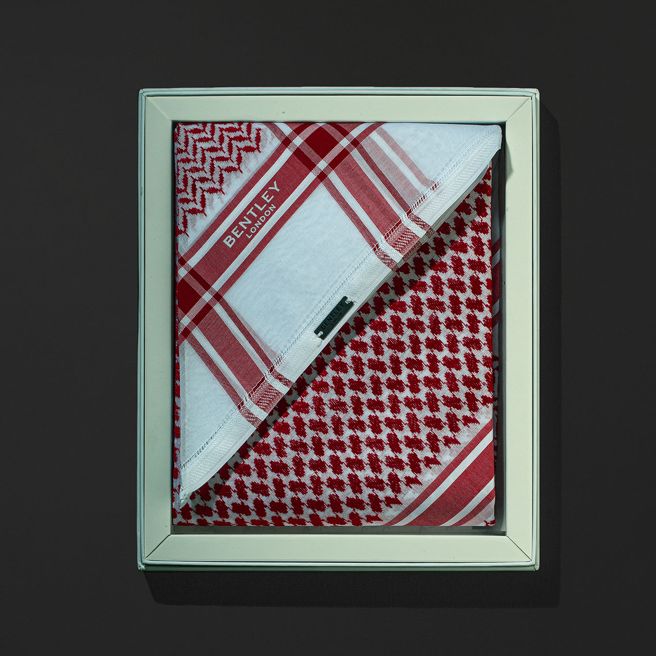 شماغ بنتلي أحمر كلاسيك B15