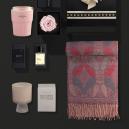 مجموعة هدايا نسائية شتوية شال و عطر و كوب حافظ و شمعة معطرة WB13