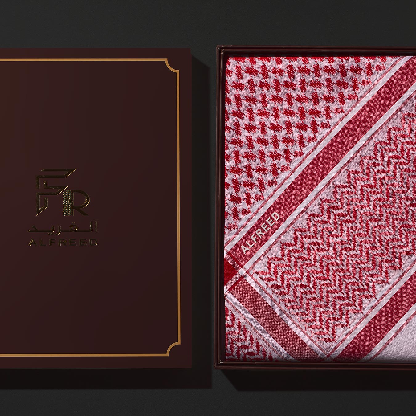 شماغ الفريد احمر اكسترا S649
