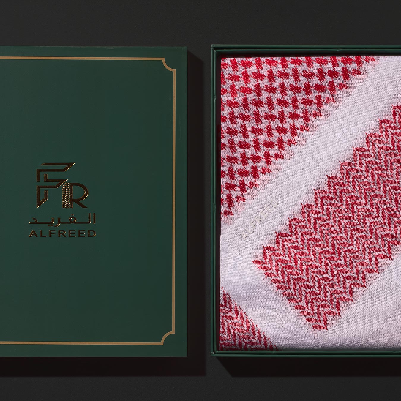 شماغ الفريد احمر طويق S659