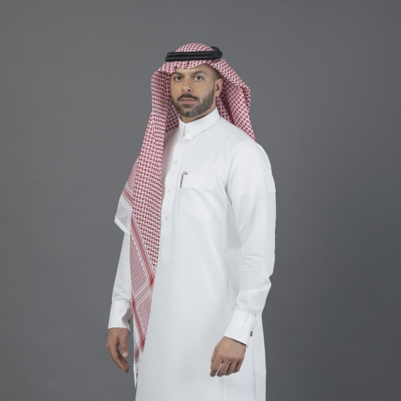 شماغ البسام أحمر كلاسيك سنوايت