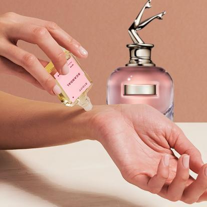 عطر بايدف سكاندال للنساء زيت عطري مركز W44