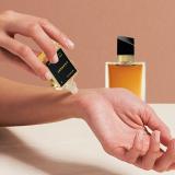 هدية ورد طبيعي + عطر نسائي + شمعة من اختيارك BYW1 - عطر ليبر W55