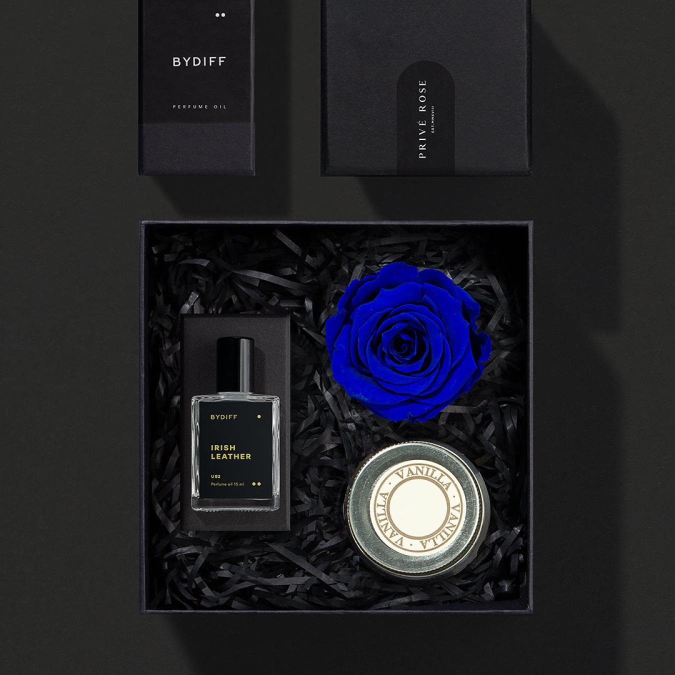 هديه عطر للجنسين + وردة طبيعية + شمعة من اختيارك BYU2