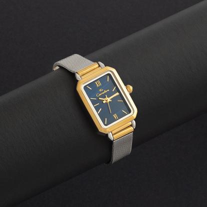 هدية ساعة نسائية مع ورد وشمعة معطرة CL02