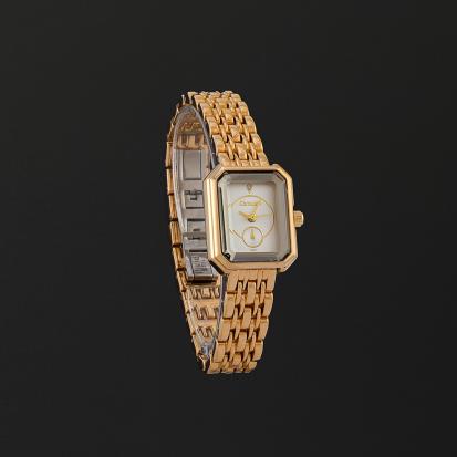 ساعة نسائية ستيل ذهبي CA409GW