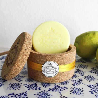 صابون الليمون الطبيعي مع حافظة من اسنشيال دي برتغال