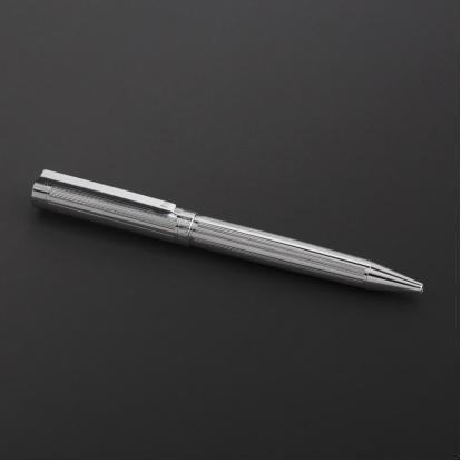 طقم قلم وكبك الدهنج D8028SS