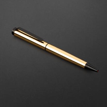 طقم قلم وكبك ذهبي اسود ماركة الدهنج D2191GB