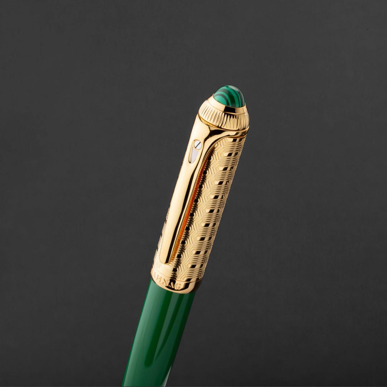 طقم قلم وكبك ذهبي اخضر ماركة الدهنج D507GG-S