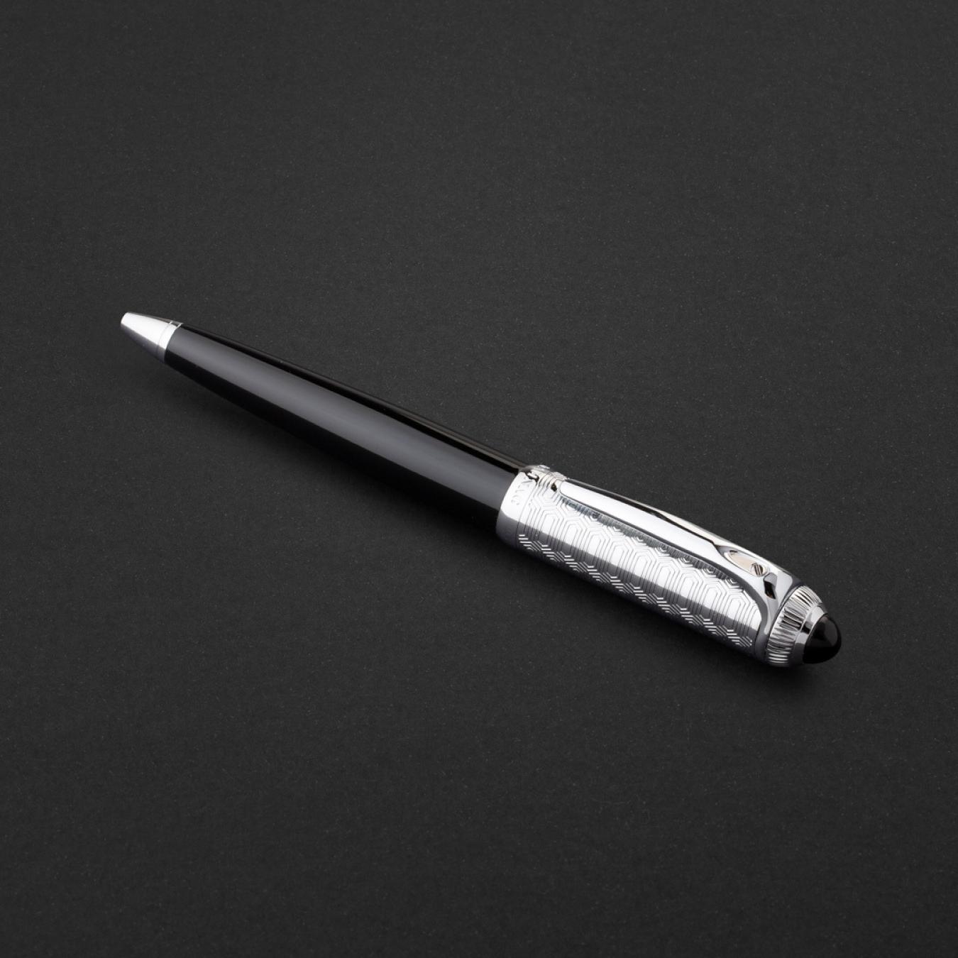 طقم قلم وكبك اسود فضي ماركة الدهنج D509SB-S