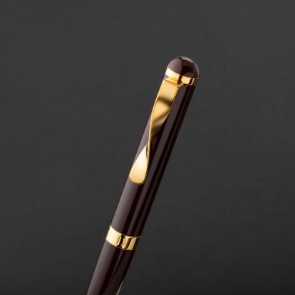 قلم الدهنج D524GN-P