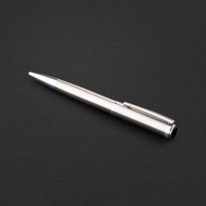 قلم الدهنج D528SS-P