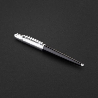 قلم اسود فضي ماركة الدهنج D531SB-P قلم اسود فضي ماركة الدهنج D531SB-P