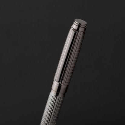 قلم فضي غامق ماركة قريفون 333MM