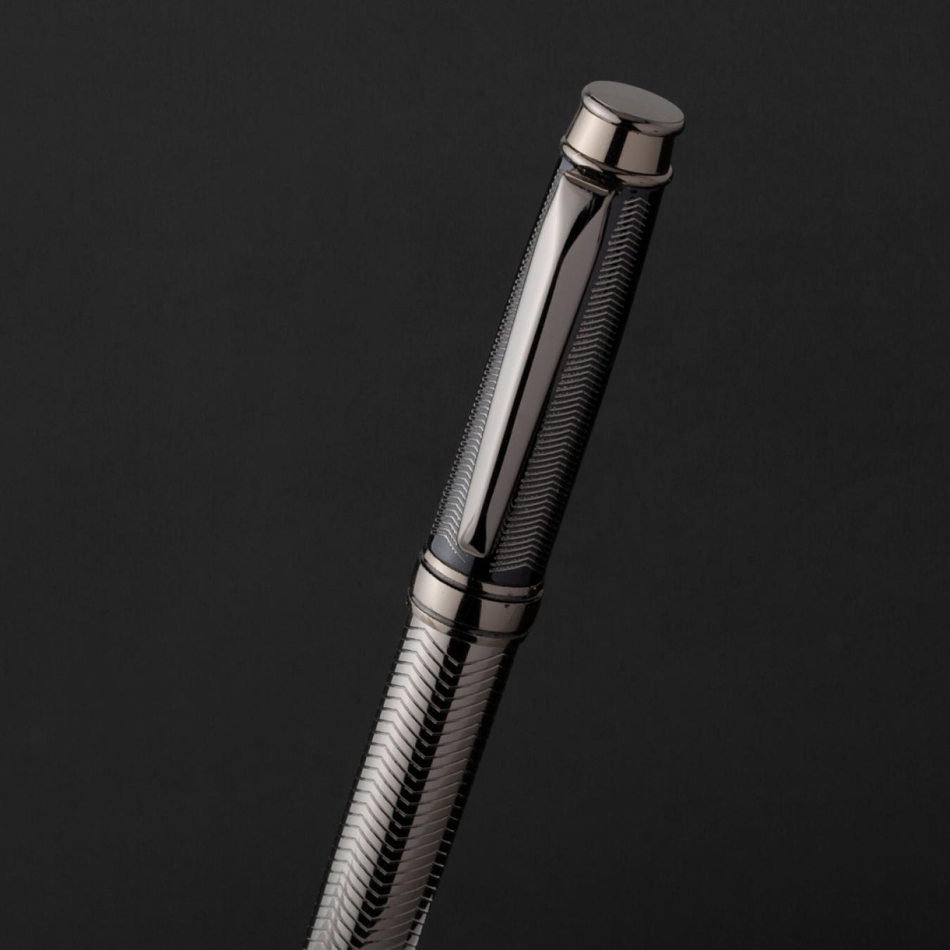 قلم فضي غامق ماركة قريفون 347MM