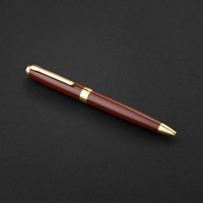 قلم بني ماركة قريفون 4125NG-P