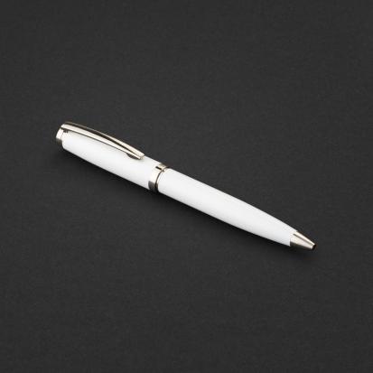 قلم ابيض ماركة قريفون 4131SW-P