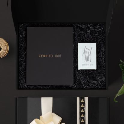 بوكس هدية شيروتي شماغ و عطر مع التخصيص A9
