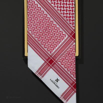 شماغ هوم ليونارد احمر LX-R 2022