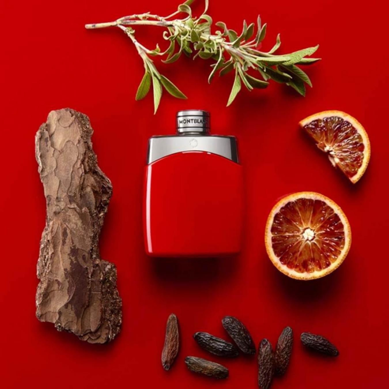 بوكس هدية بوغاتي شماغ و عطر مع التخصيص A7