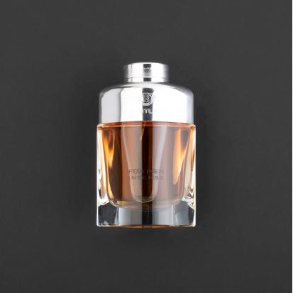 عطر بنتلي و ورد هدايا يوم ميلاد