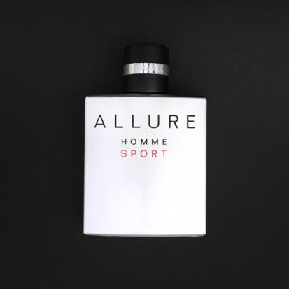 هدية عطر شانيل الور اوم سبورت مع وردة وشمعة