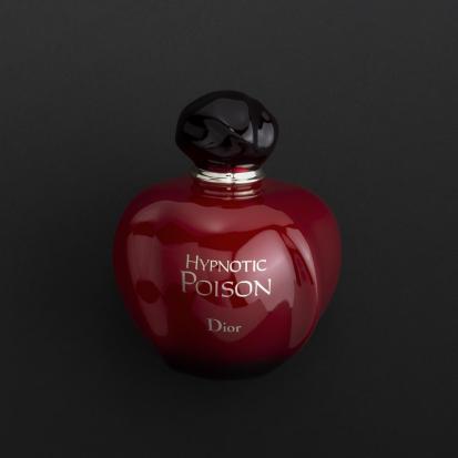 هدية عطر كريستيان ديور هيبنوتيك بويزون مع وردة وشمعة