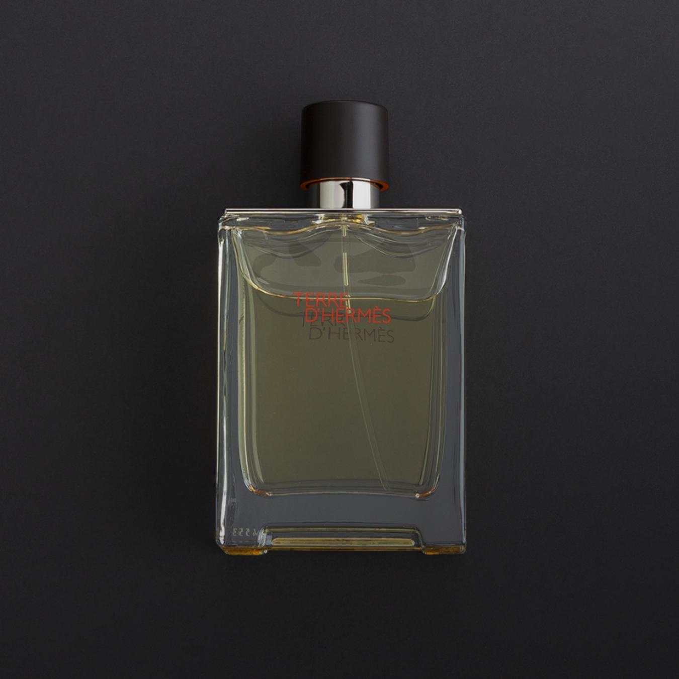 هدية عطر هيرمس تيري دي هيرمس مع وردة وشمعة