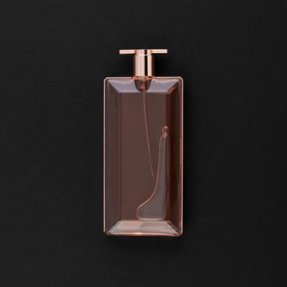 هدية عطر لانكوم ايدول لي بارفيوم مع وردة وشمعة
