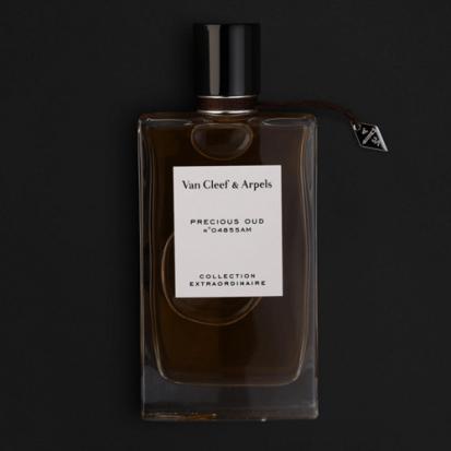 هدية وردة وشمعة مع عطر فان كليف اند اربيلس بريشس عود