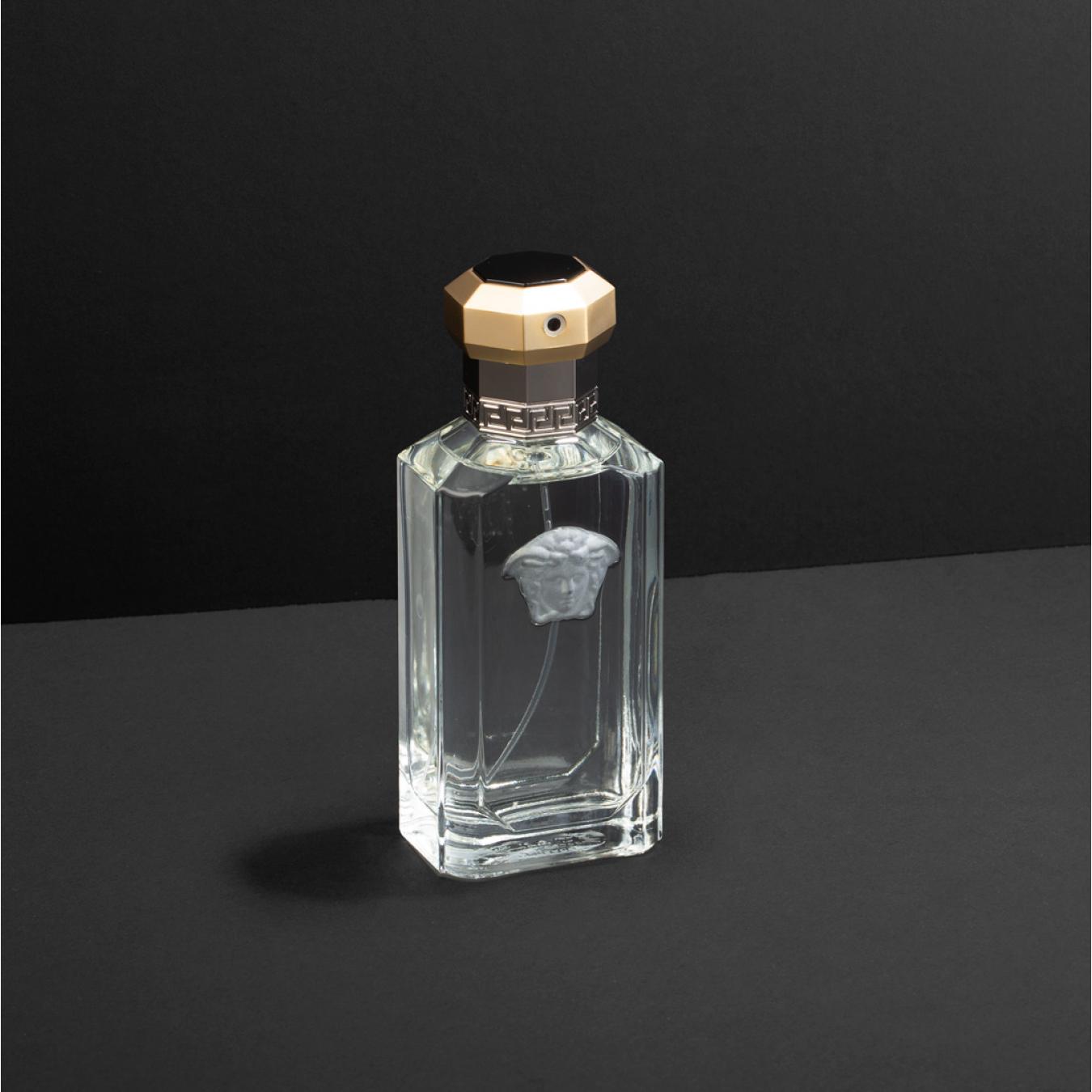 ورد و عطر فرزاتشي هدية للمريض