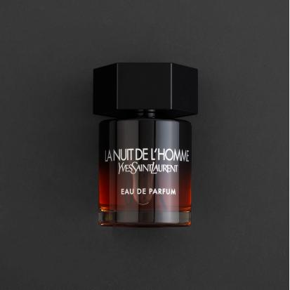 هدية عطر اف سان لوران لا نويت مع وردة وشمعة