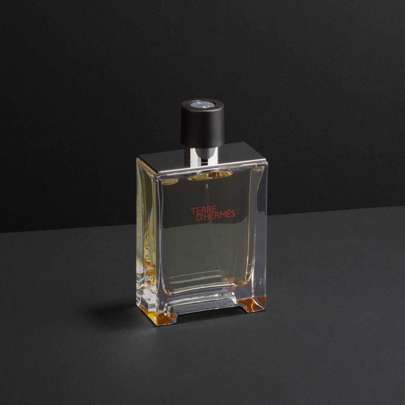 هدية عطر هيرمس تيري دي هيرمس مع وردة وشمعة