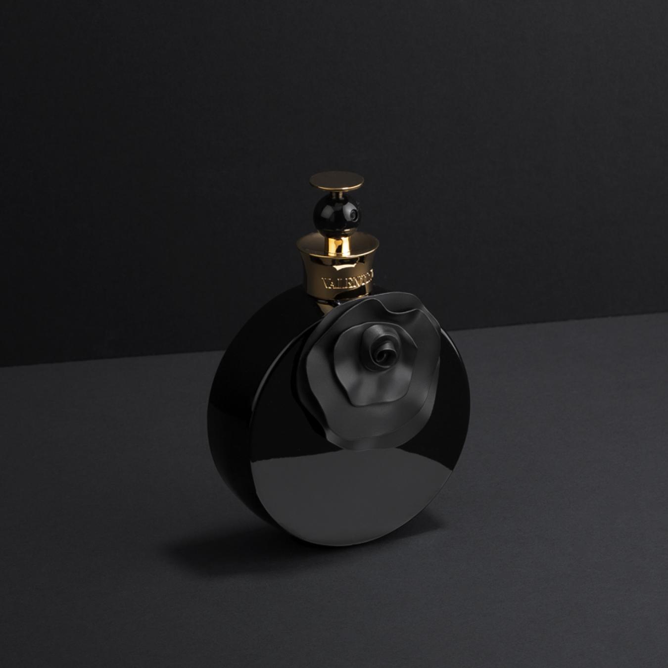 عطر فالنتينو فالنتينا عود اسوليوت - أو دي بارفان للنساء 80 مل