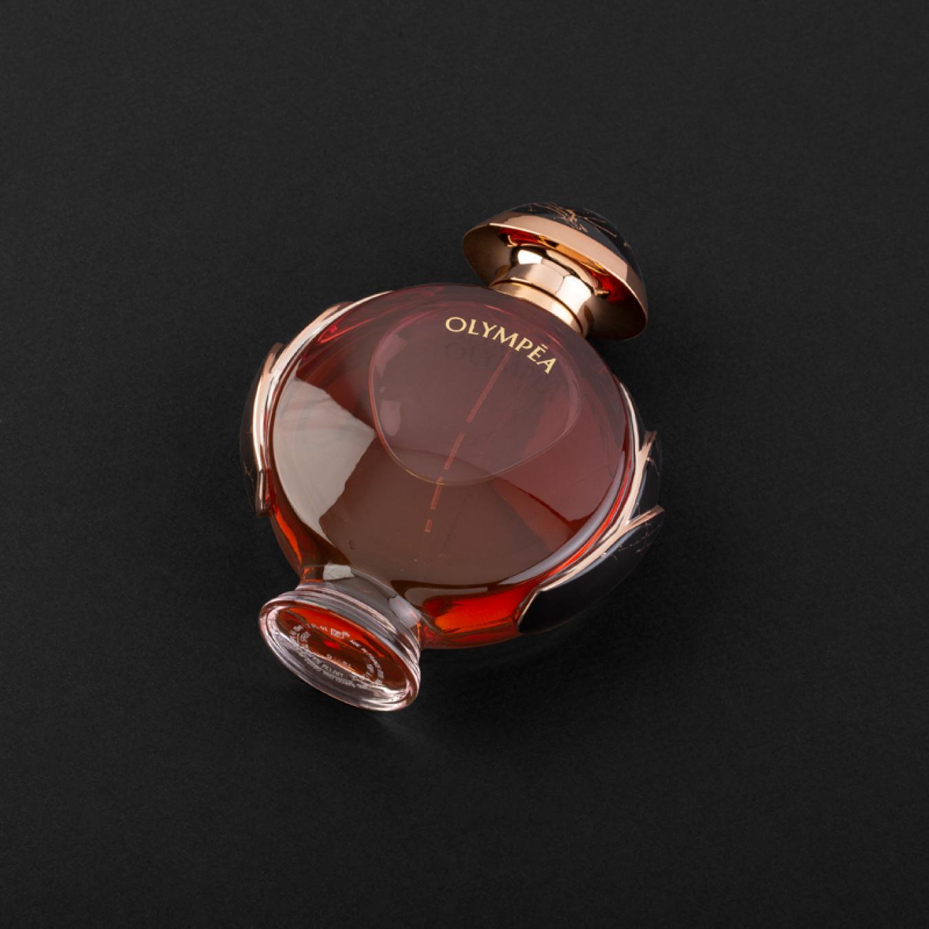 هدية عطر باكو رابان أولمبيا أونيكس كوليكتر مع وردة وشمعة