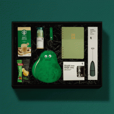 صندوق هدية أخضر | أجندة وقهوة ستاربكس 8 منتجات PE13