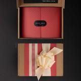 صندوق هدايا هوم ليونارد شماغ رجالي و عطر مع التخصيص A24 - PR05L