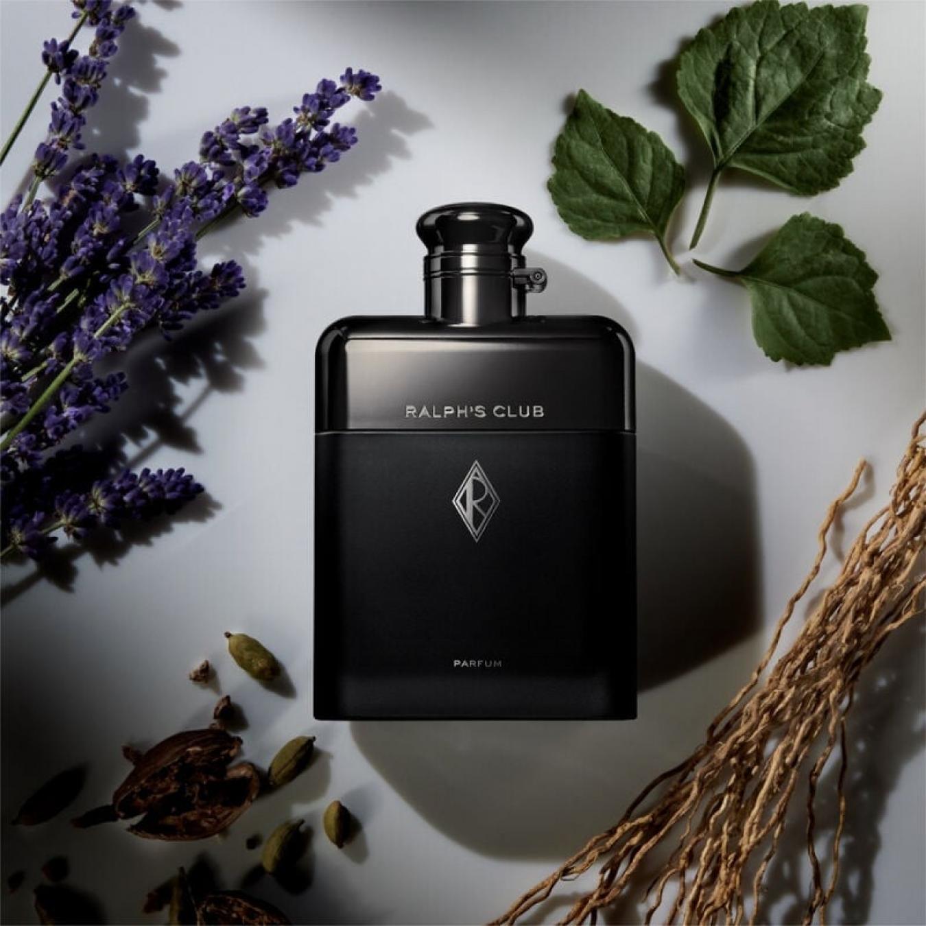 صندوق هدايا هوم ليونارد شماغ رجالي و عطر مع التخصيص A24