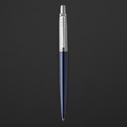 قلم جوتر ازرق فضي باركر 8583