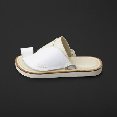 نعال رجالي ابيض بيج كلاسيك MS438
