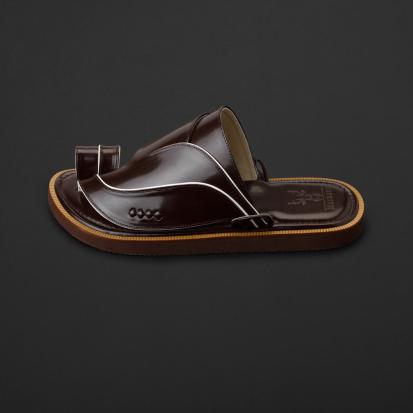 نعال شرقي بني غامق MS467