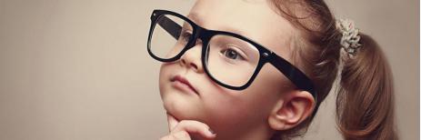 كيف يتأقلم طفلك على لبس النظارة ؟