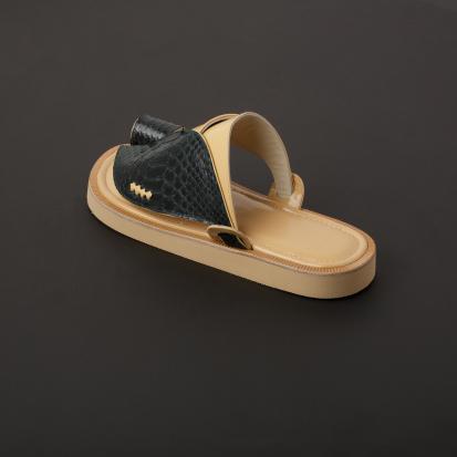 حذاء زبيري اخضر زيتي بيج MS407