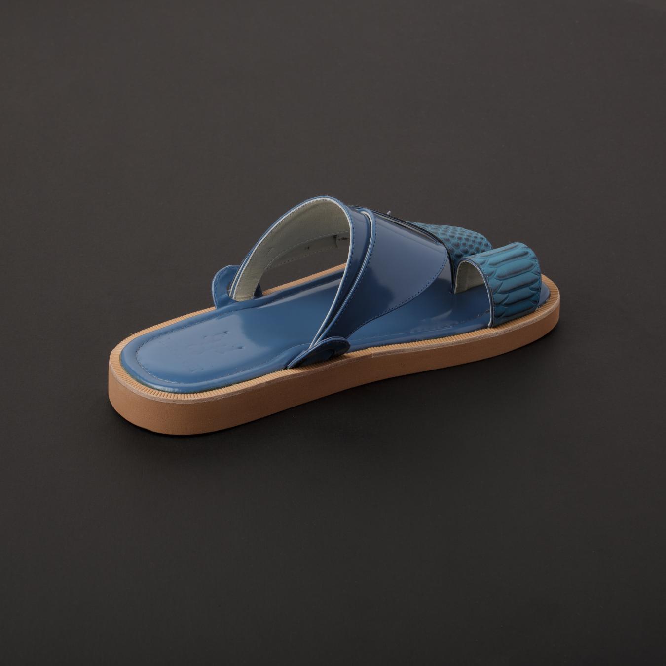 نعال مريح سماوي جلد طبيعي MS408