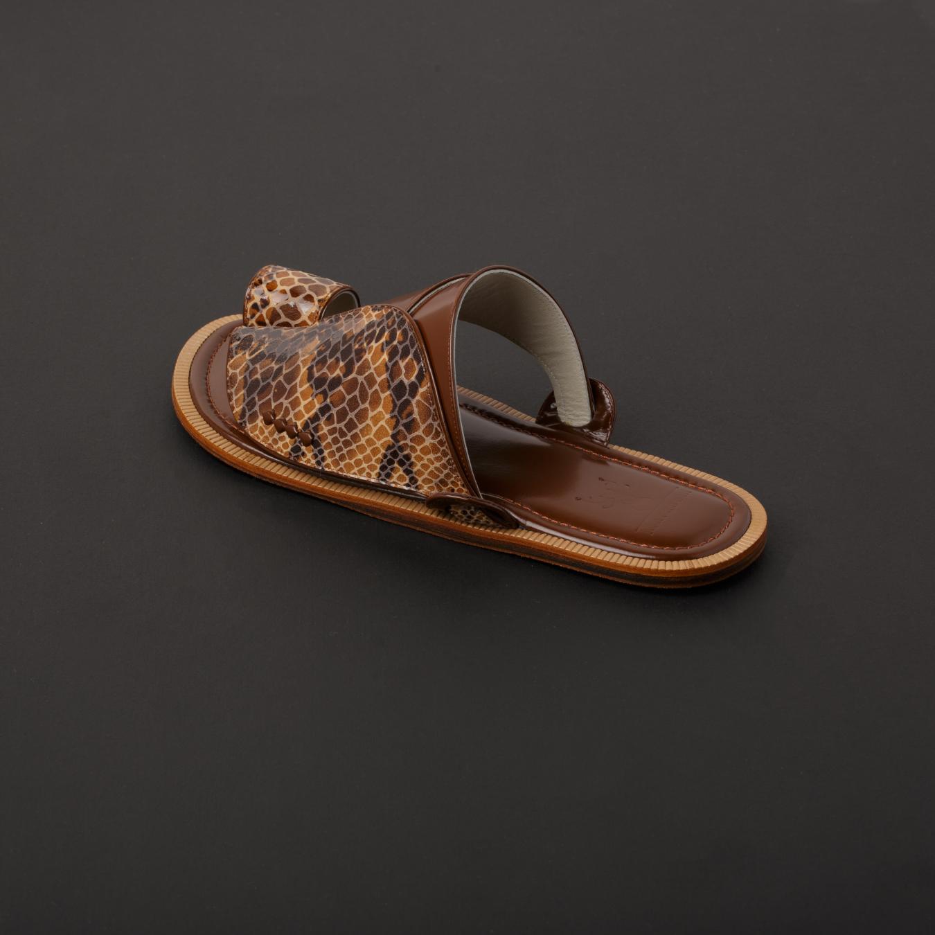 نعال عصري جلد طبيعي بني MS412