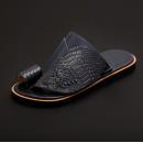 حذاء شرقي سوادنس جلد تمساح MK20