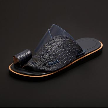حذاء شرقي سوادنس جلد تمساح MK20